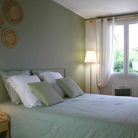 Chambres A La Maison Hermitage Aincourt Extérieur photo