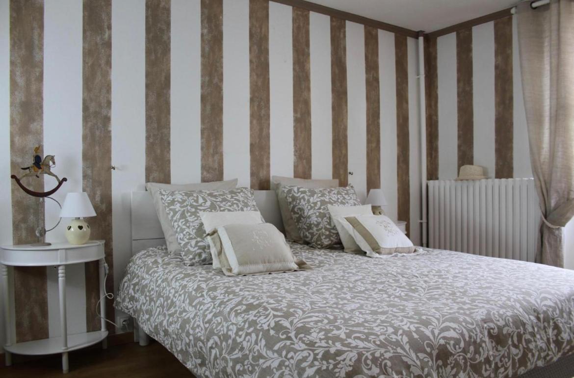 Chambres A La Maison Hermitage Aincourt Extérieur photo