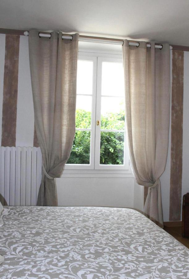 Chambres A La Maison Hermitage Aincourt Extérieur photo